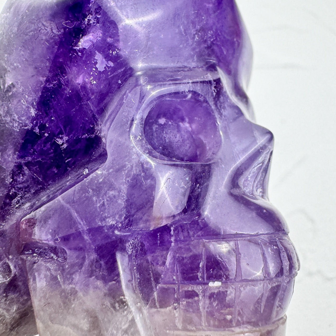 Amethyst Crystal Cluster Decoration: Enhancing Inner Peace and Spiritual Insight