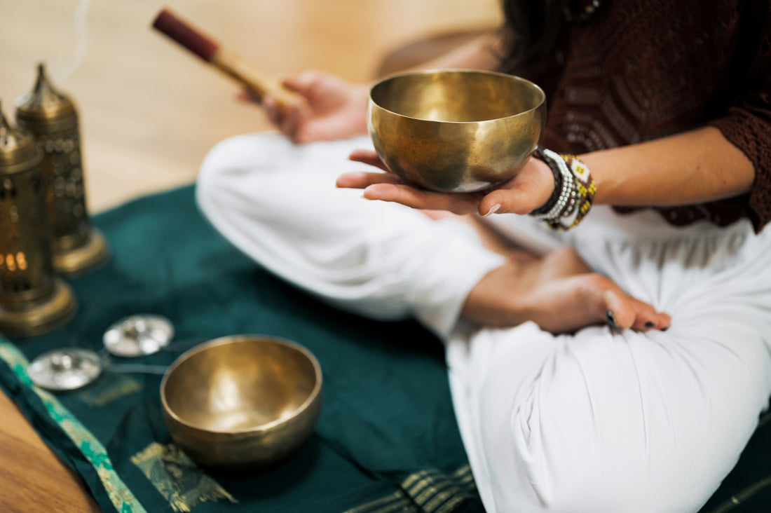 Crystal and Sound Synergy: How Combining Crystals with Sound Therapy Amplifies Healing Effects