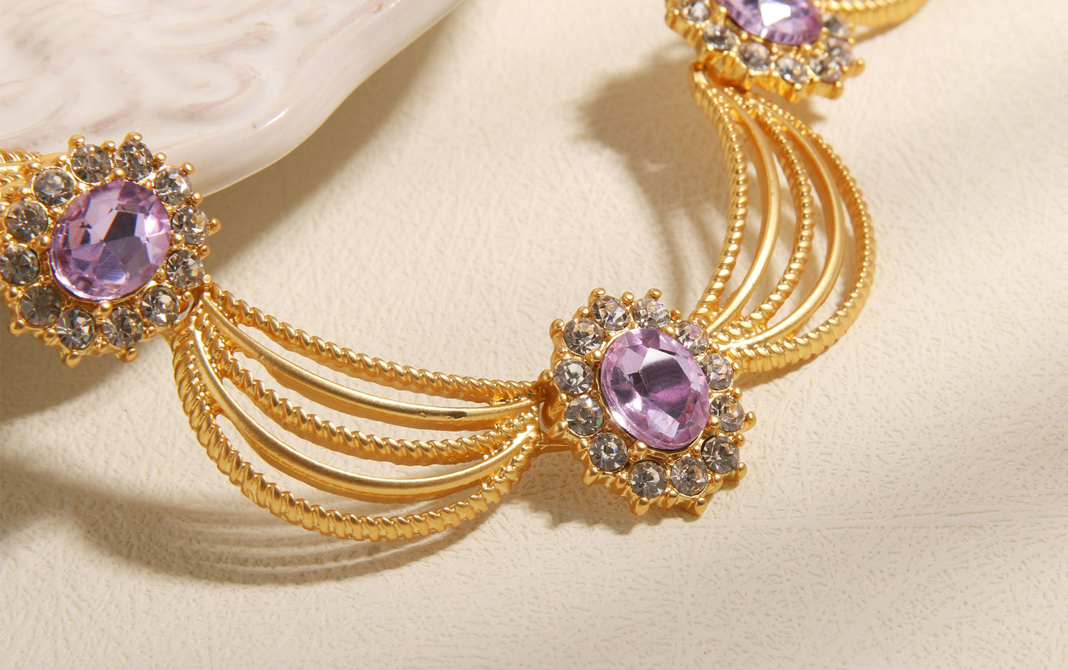 Quality Accessories to Complement Your Outfit