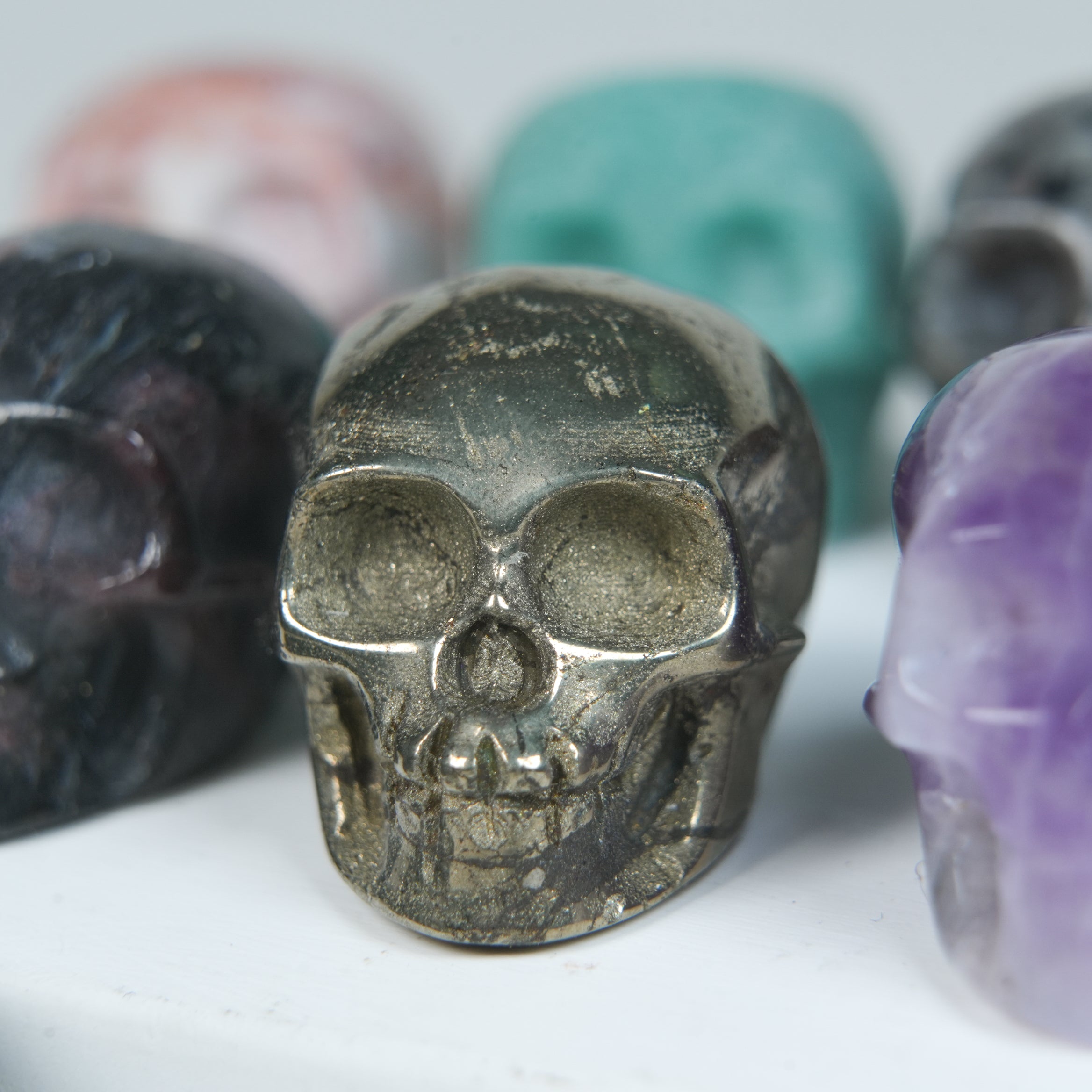 5pcs Set, Random Colors, Halloween Skull Carving, Head Skull, Head, Horror Decoration, Loose Gemstones