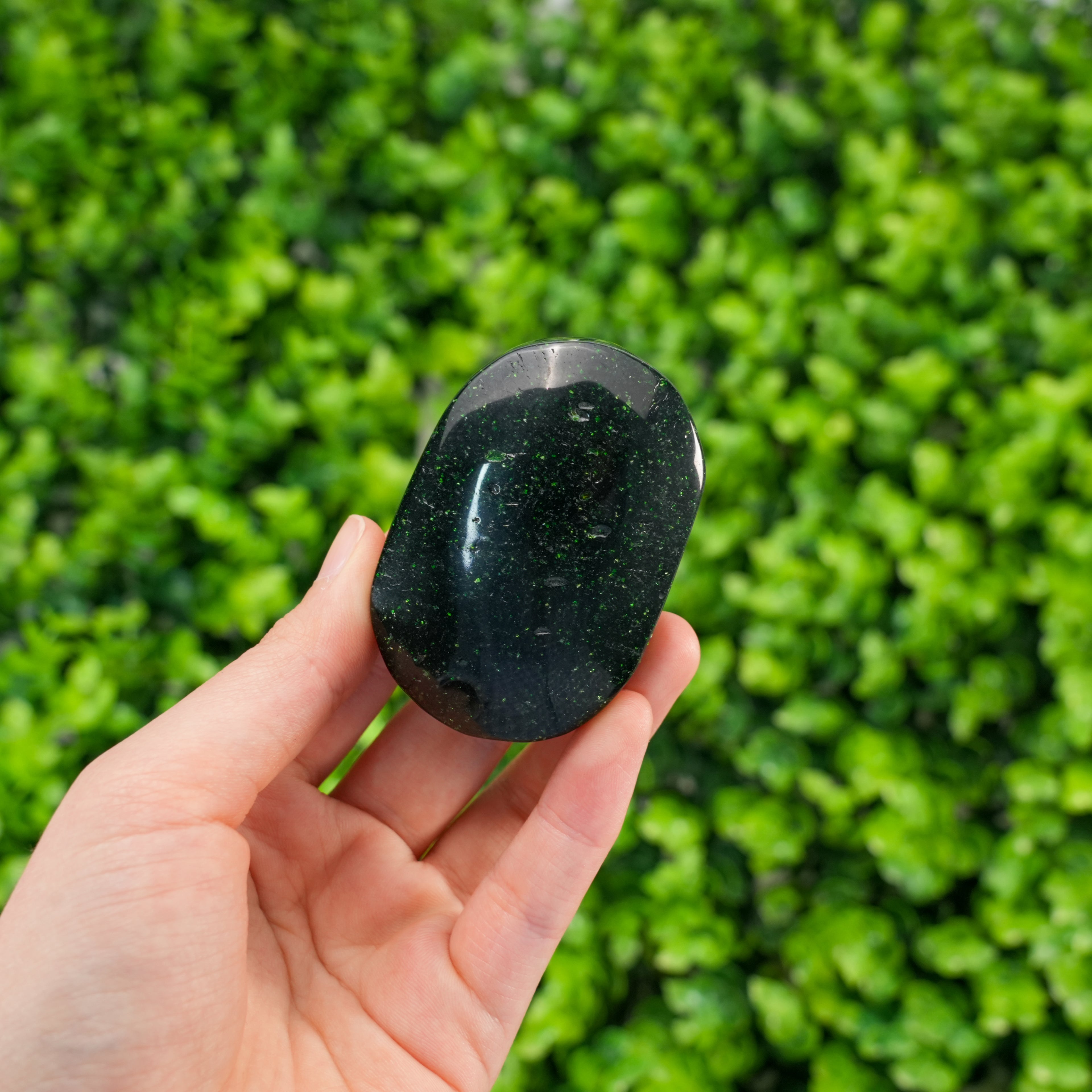 Green Goldstone Palm Stone, Polished Worry Stone for Anxiety Relief, Reiki Healing Crystal, Meditation Pocket Stone, Crystal Gift for Her