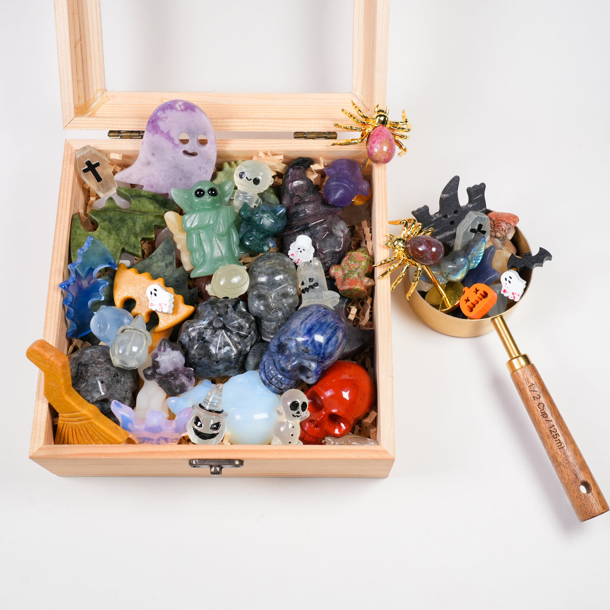 Halloween Crystal Scoop