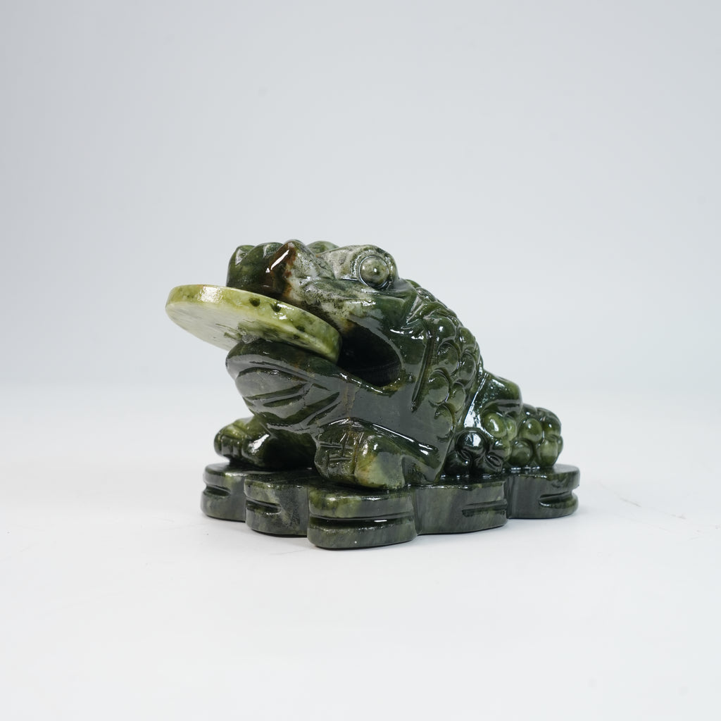 Natural Green Jade Money Frog Statue - Feng Shui Chan Chu for Wealth & Prosperity, 4.3" Hand-Carved Crystal Toad Figurine for Home Office Luck