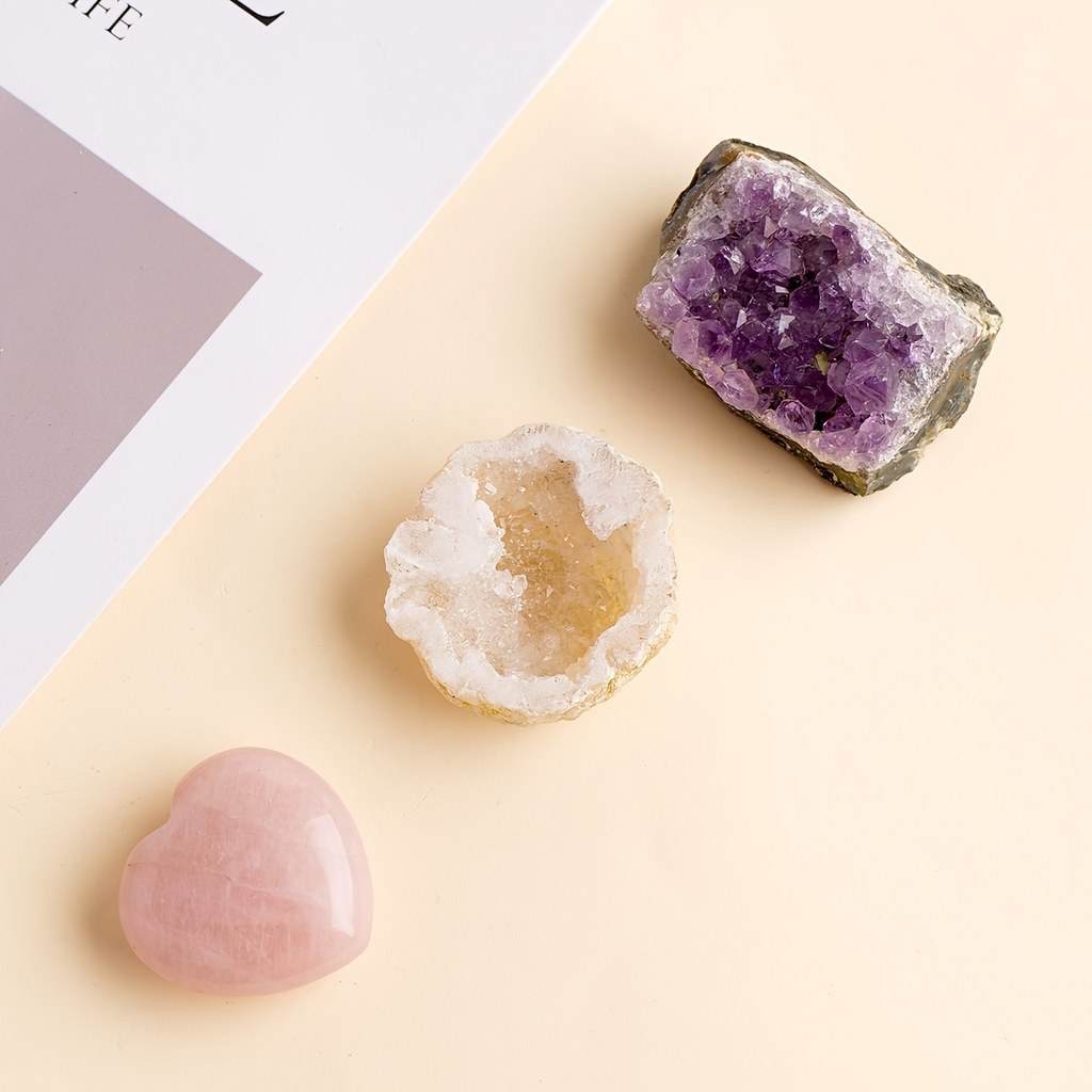 Natural Healing Crystal Gift Box Kit, Rose Quartz Heart Palm Stone, Amethyst Cluster, Clear Quartz Geode Agate, 7 Chakra Polished Tumbled Stones Set For Meditation, Home Desk Decor, Valentine’s Day Jewelry Making Gift