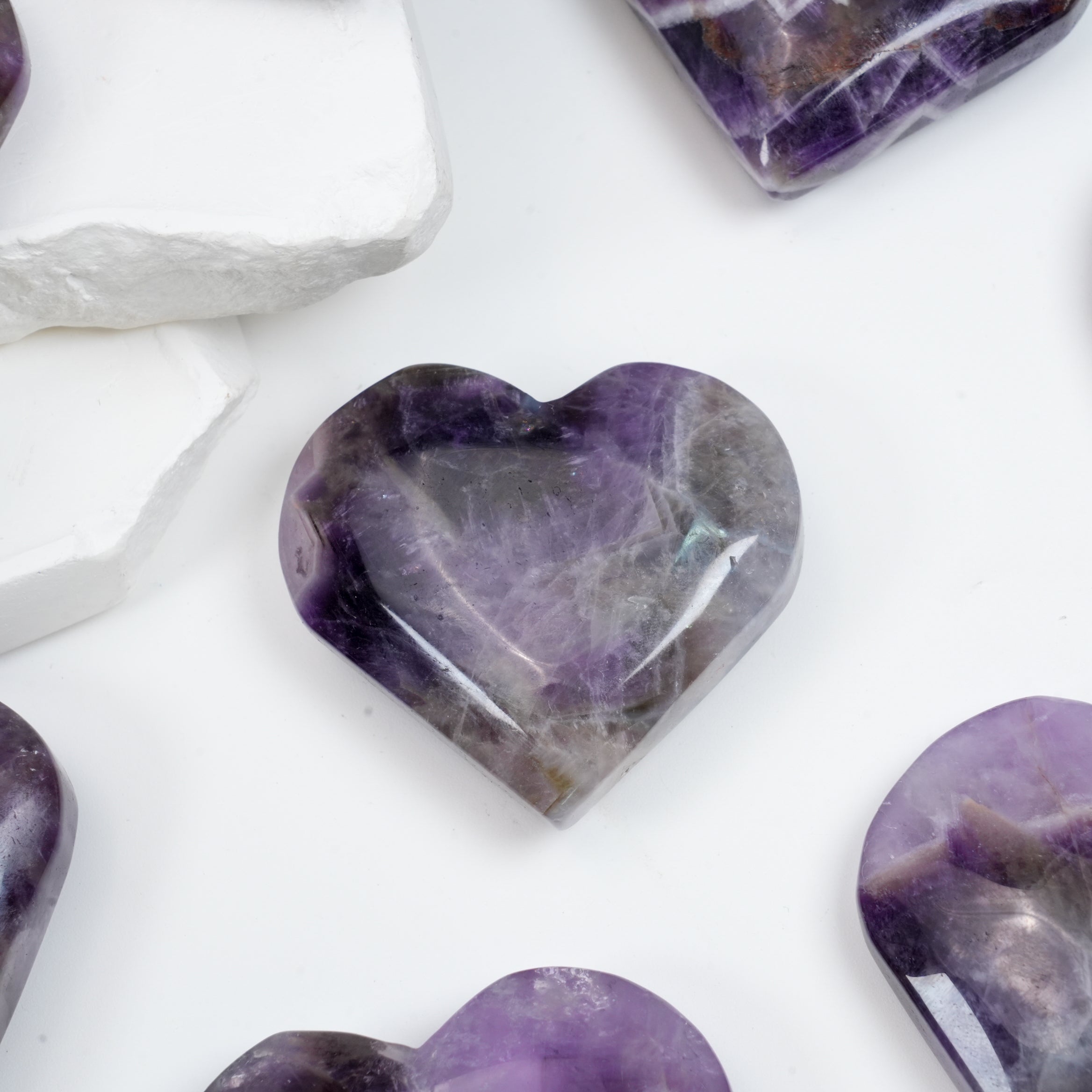 Dream Amethyst Heart Palm Stone, Polished Chevron Amethyst Heart Worry Stone, Natural Crystal Thumb Stone for Meditation, Stress Relief & Spiritual Decor