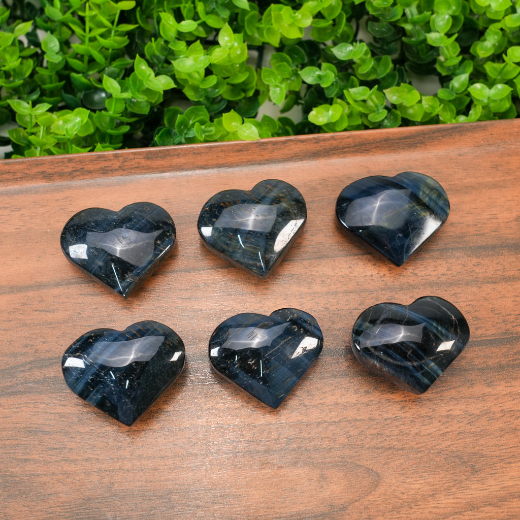Blue Tiger's Eye Heart Crystal, Polished Heart-Shaped Worry Stone for Anxiety Relief, Reiki Healing Crystal, Meditation Pocket Stone, Spiritual Gift for Her