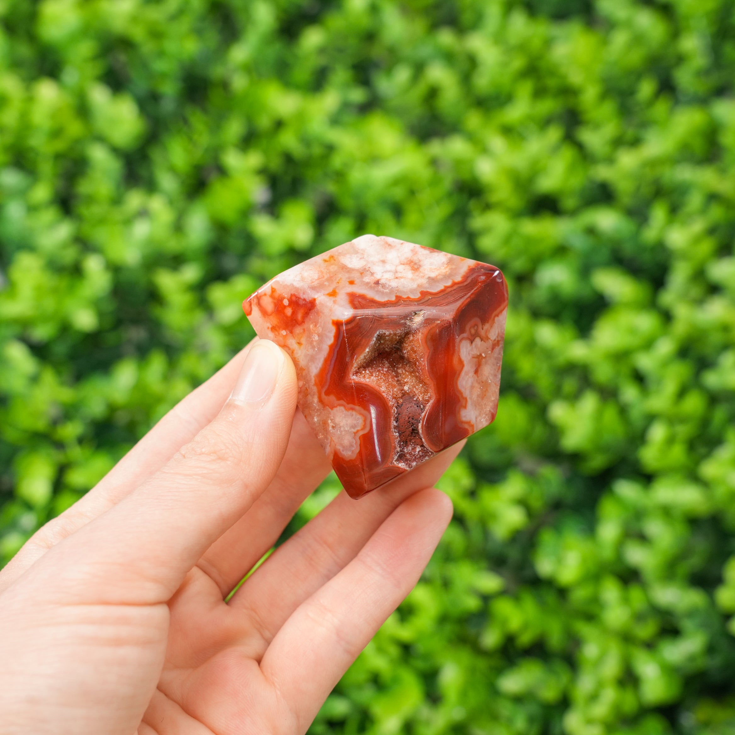 Sardonyx Freeform – 100% Undyed Crystal for Healing & Home Decor