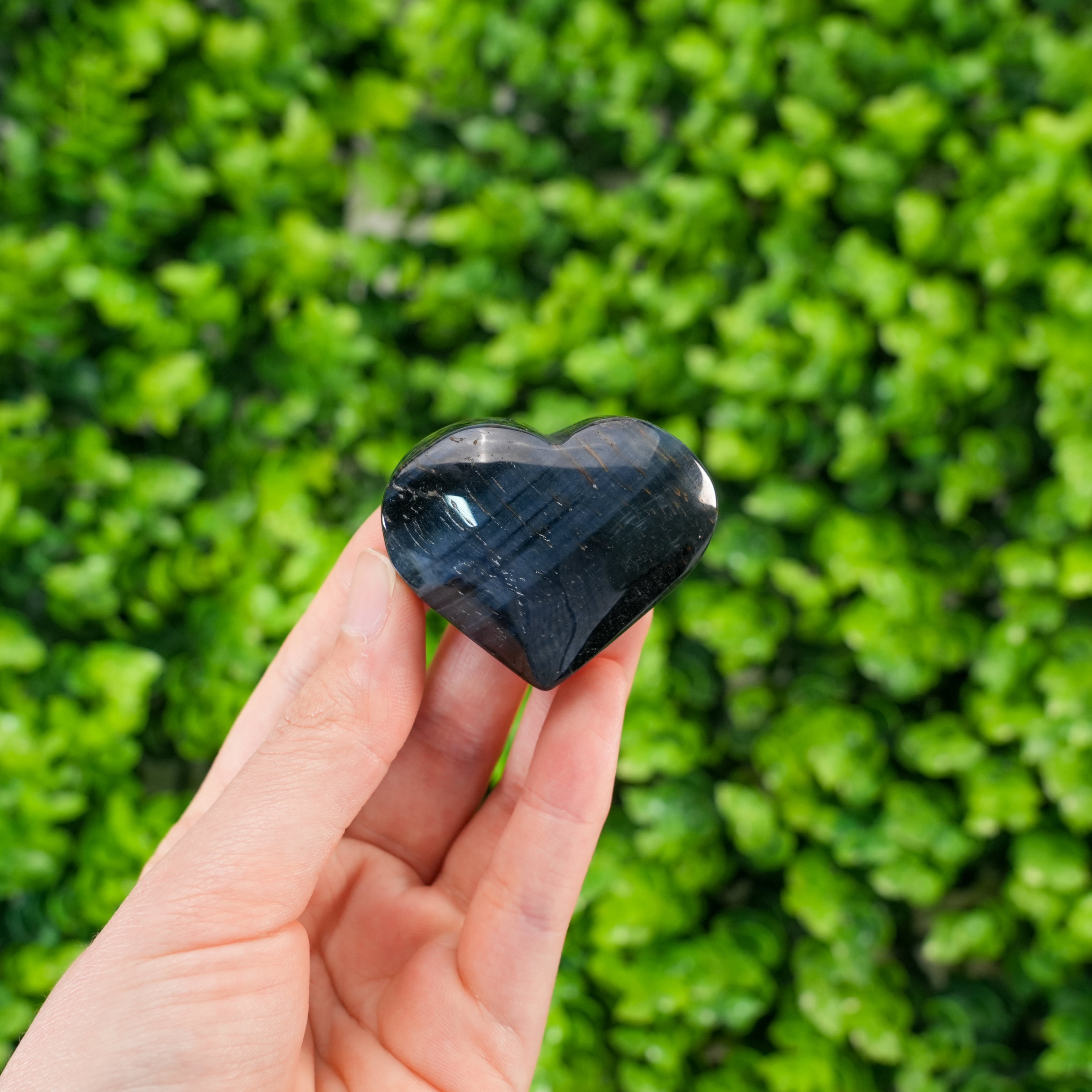 Blue Tiger's Eye Heart Crystal, Polished Heart-Shaped Worry Stone for Anxiety Relief, Reiki Healing Crystal, Meditation Pocket Stone, Spiritual Gift for Her