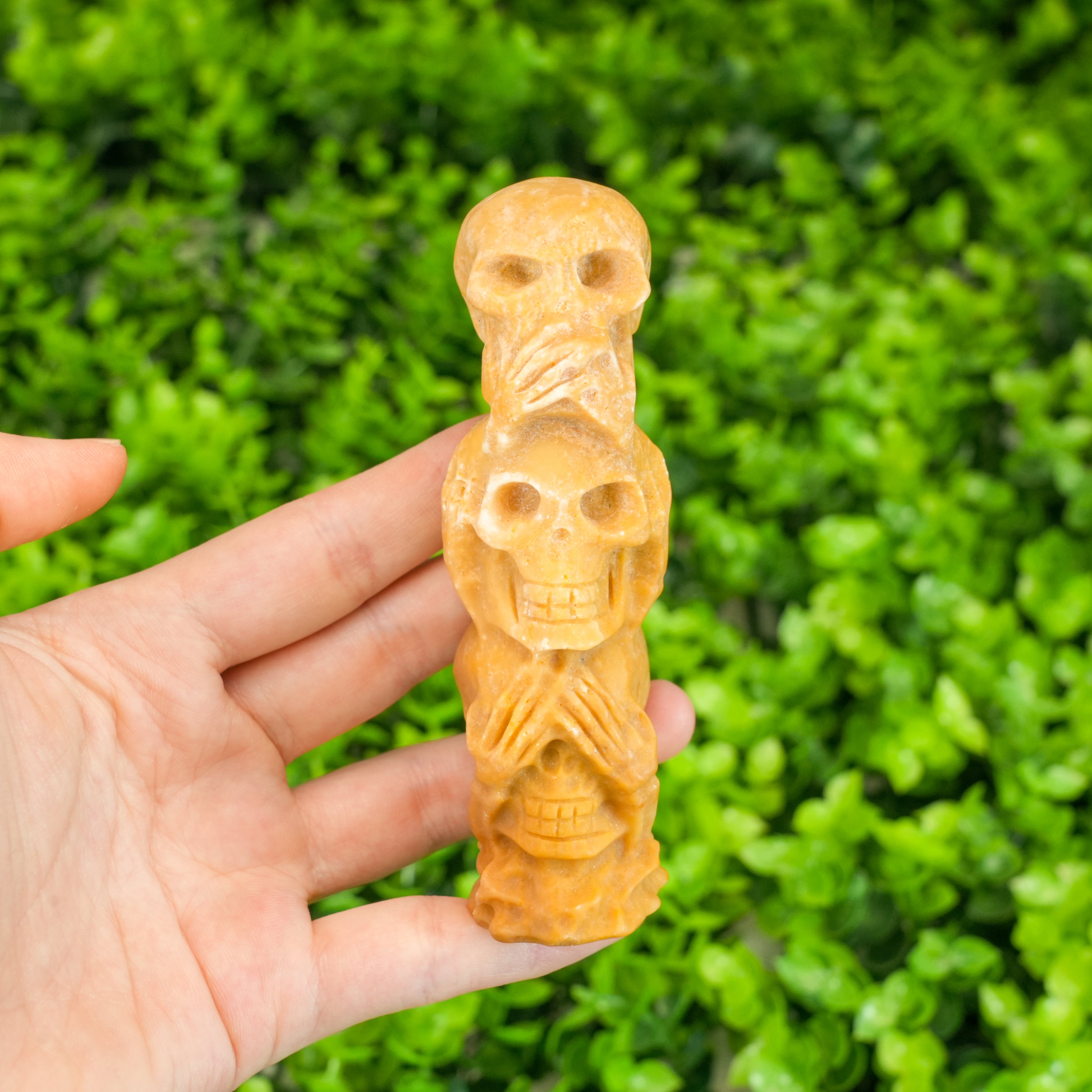 Mixed Crystal Skull Totem Carving Set - Natural Stone Skull Tower for Protection & Spiritual Healing