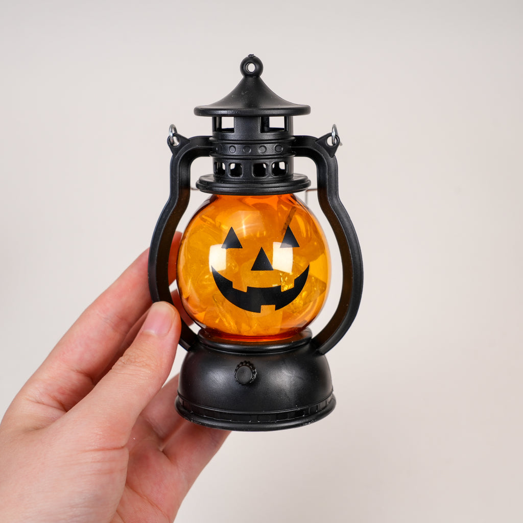 Halloween Pumpkin Face Mini Crystal Lantern, Portable LED Decorative Oil Lamp, Retro Small Hanging Lantern for Halloween Party Tabletop Home Decor