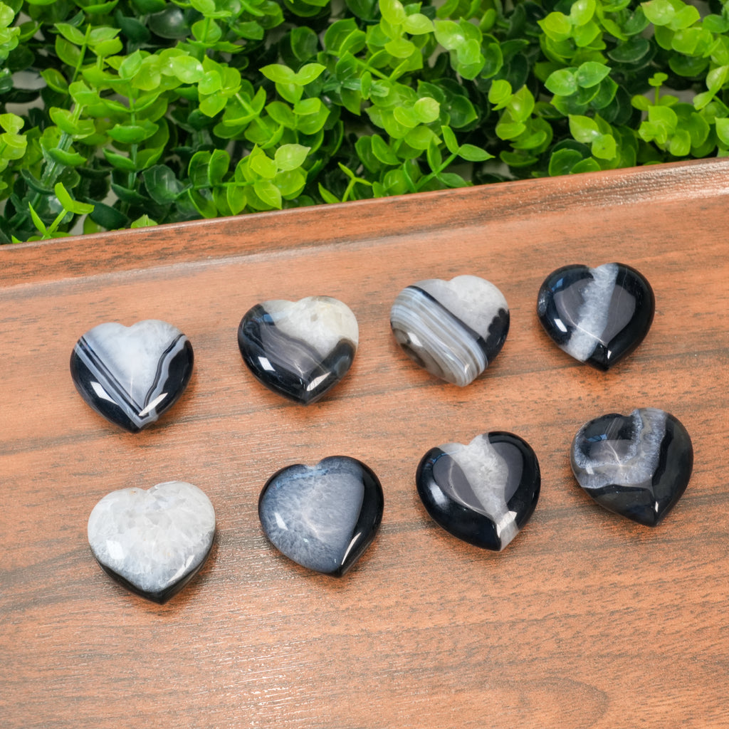 Mini Black Sardonyx Heart Stone Unique Natural Pattern Heart-Shaped Crystal