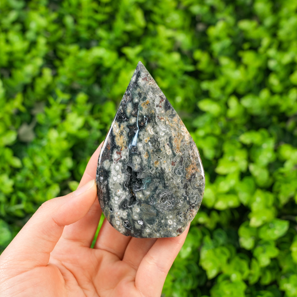 Natural Ocean Jasper Artistic Display Hand-Polished Sea Stone Sculpture