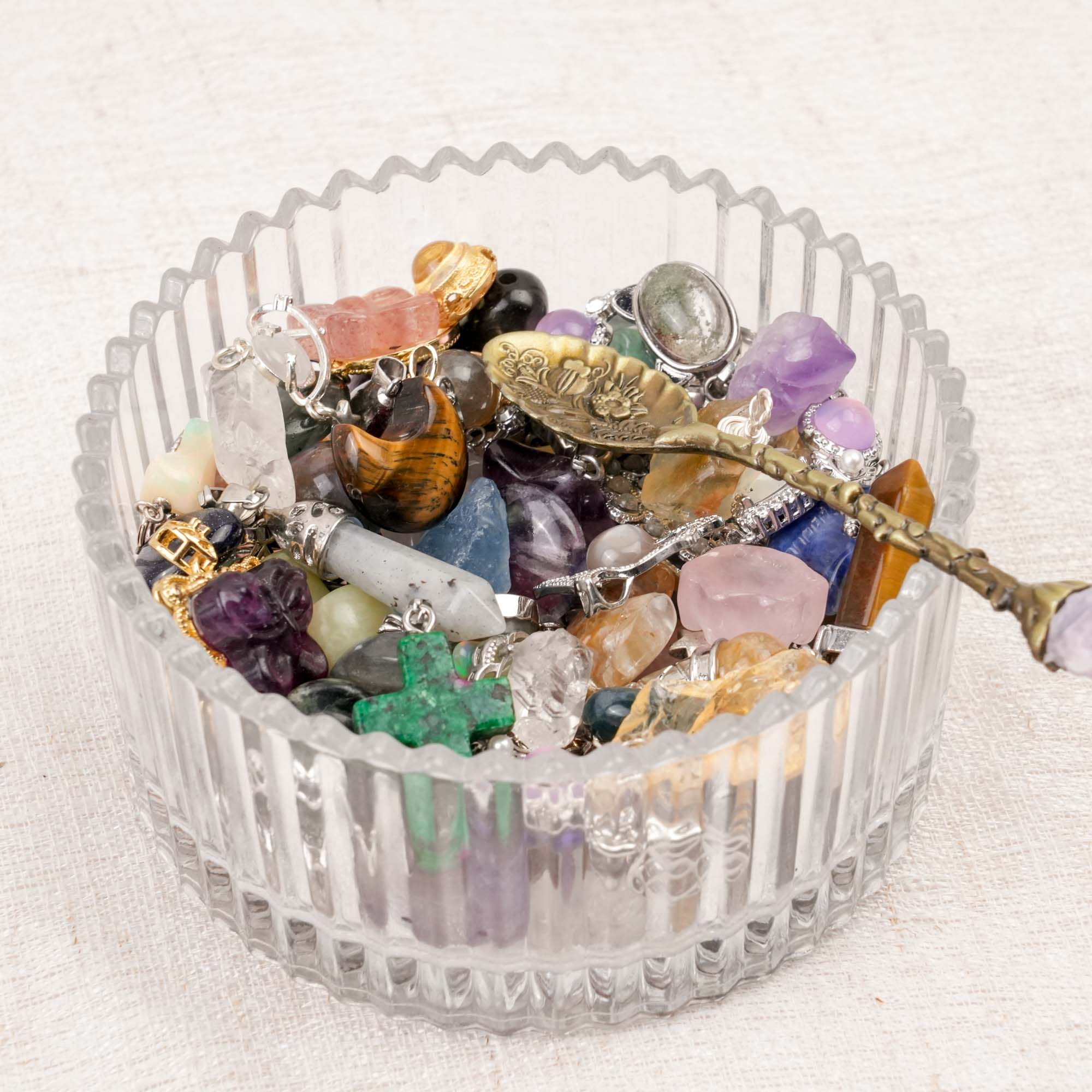 Crystal Pendant Confetti