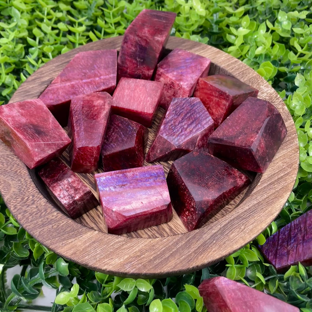 Red Moonstone Free-Form - Natural Healing Crystal for Home Decor, Meditation & Spiritual Balance