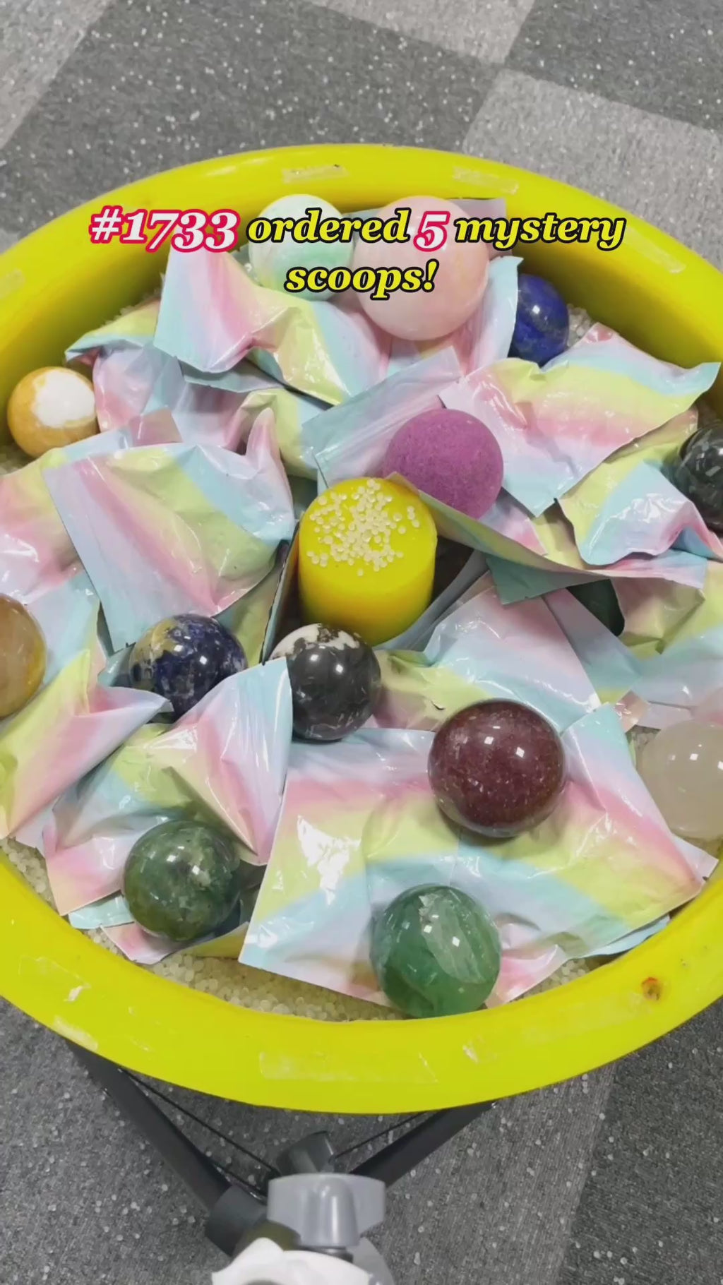 Mixed Crystal Scoop