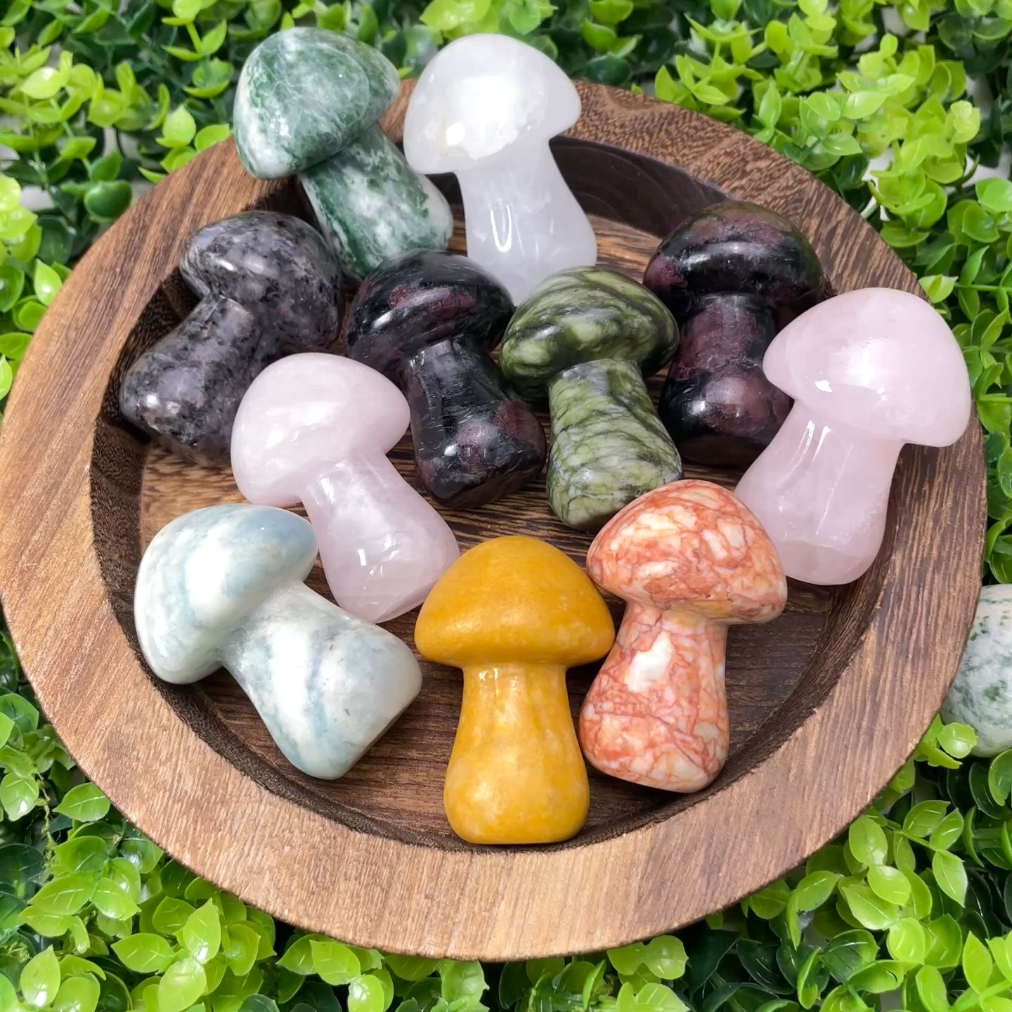 Natural Mixed Crystal Mushroom Carvings - Healing Stones for Decor & Meditation