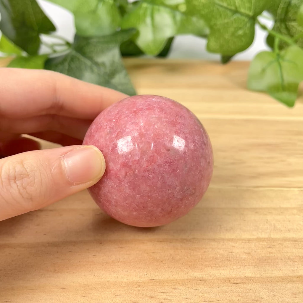 Natural Thulite Crystal Sphere, Pink Zoisite Polished Ball Healing Stone for Meditation, Energy Crystal Decor Gift
