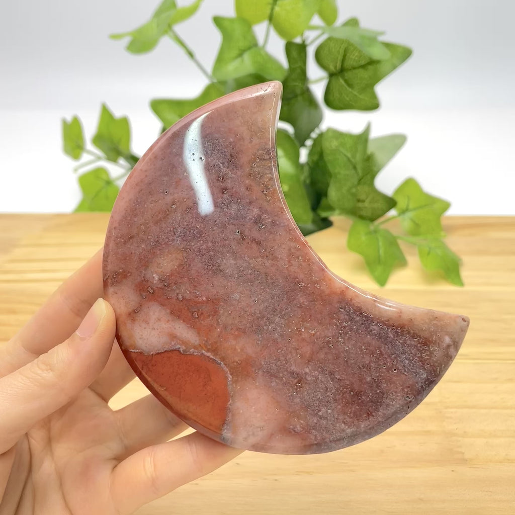Carnelian Moon Crystal | Healing Stone for Passion & Vitality, Elegant Home Decor